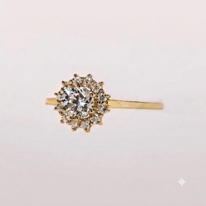 Bague de fiançailles halo en or massif 10K avec diamant rond de laboratoire 2,20 carats couleur E VVS2, Prêt pour la clarté, Bijoux fins - Product Image 4