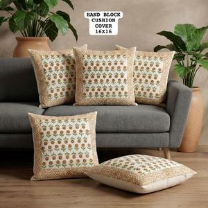 Housses de coussin en pur coton imprimées à la main, très demandées, avec motifs élégants pour la décoration intérieure, disponibles à un prix raisonnable - Product Image 1