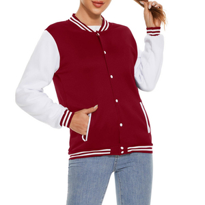 Chaquetas Varsity con Logotipo Bordado Personalizado, Cuerpo de Lana, Mangas de Cuero, Chaqueta Varsity Personalizable para Mujer - Product Image 5