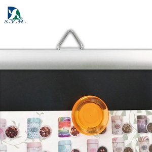 Pizarra Personalizable SYH con Marco de Aluminio Plateado y Superficie Magnética/Escritable (Opciones en Negro/Verde) - Product Image 5