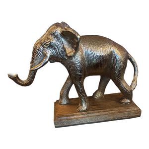 Handmade Metal Elephant Sculpture For Dining Room <b>Decoration</b> And Artistic Home Accent Display Use - Product Image 2