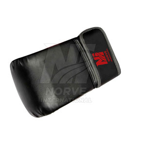Guantes de boxeo de color sólido hechos con el mejor material, guantes de boxeo de bajo precio, guantes de boxeo de diseño personalizado. - Product Image 3
