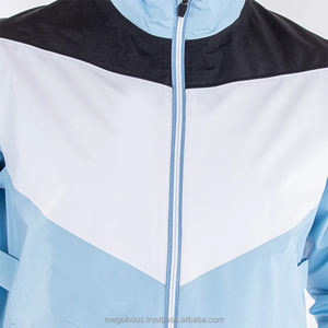 Vente en gros design personnalisé OEM vestes de golf d'extérieur pour hommes col haut zippé colour block imperméable veste softshell pour hommes - Product Image 3