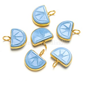 Colgante de ópalo azul natural tallado en forma de naranja, chapado en oro vermeil sobre plata de ley, con gema, precio al por mayor para fabricación de joyas - Product Image 4