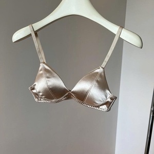 Ensemble de lingerie sexy en dentelle personnalisé avec bretelles de soutien-gorge, sous-vêtements floraux, service OEM personnalisable pour adultes - Product Image 1