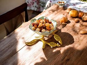 Elegante Tazón de Plata Alemana con Base de Hojas Doradas – Tazón Decorativo Premium para Frutos Secos, Dulces y Nueces - Product Image 5