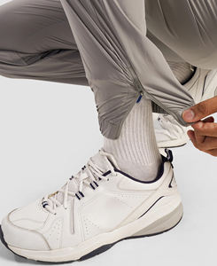 Pantalones Deportivos Personalizados para Hombre, de Cintura Alta, Color Sólido, para Otoño, con Cordón Ajustable en el Bajo, Bolsillos Laterales, Ajuste Cómodo, Casual, OEM - Product Image 5