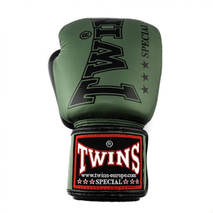 Nouveaux gants de boxe professionnels pour le sparring, logo et designs OEM personnalisés, gants de boxe Muay Thai, gants d'entraînement de boxe - Product Image 2