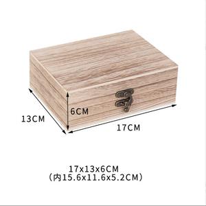 Boîte de rangement pour bijoux multifonctionnelle en bois de pin classique artisanale avec capacité personnalisable - Product Image 5