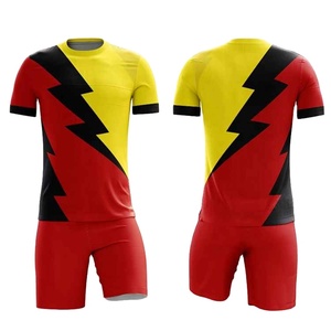 Ensemble de maillot de football blanc à col en V et manches courtes, rayé, anti-humidité, 100 % polyester, pour hommes adultes, toutes saisons, coupe athlétique - Product Image 6