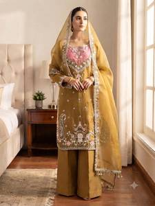 Conjunto de traje Salwar Kameez de gasa bordada morada para mujer con dupatta, cuello en V, largo completo, elegante, para fiesta - Product Image 4