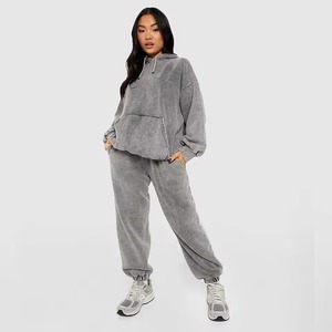 Conjunto Deportivo de Dos Piezas para Mujer, Manga Corta, Color Sólido, para Correr y Deportes, Venta al Por Mayor, Personalizado, Alta Calidad, 100% Algodón - Product Image 3