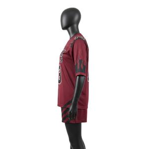 Ensemble short et maillot de football pour femme en micro-mesh polyester à séchage rapide, avec empiècements latéraux bordeaux et noirs, logo thermocollé, 100 % coton - Product Image 3