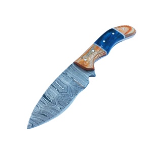 Couteau Skinner en acier damas de 8 "fait à la main manche en bois Pakka avec gaine en cuir gratuit couteau de survie de chasse - Product Image 1