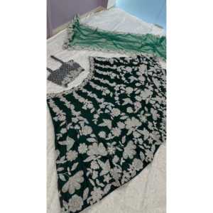 Lehenga Choli de soirée pour femmes avec séquence arc-en-ciel - Product Image 2