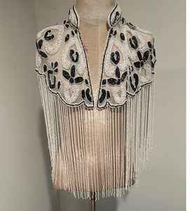 Cape à franges perlées personnalisable, tenue de scène professionnelle et accessoire de soirée de luxe pour femmes, fournisseur en gros - Product Image 1