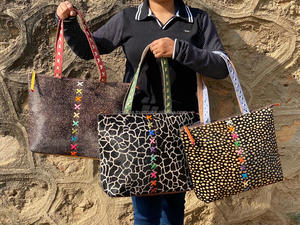 Bolsos de mano de cuero de vaca con estampado de animales reales de primera calidad para mujer, monederos de hombro de vaquera de gran capacidad de estilo Vintage de alta calidad - Product Image 4