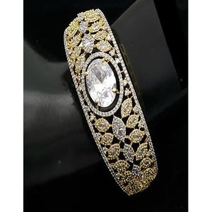 Bracelets de créateur de qualité supérieure, finition or blanc, ouvrables, pour mariage, fiançailles, soirée, pour femmes - Product Image 2