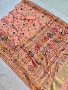 Sari Étnico Tradicional de Seda Pashmina con Blusa Tejida con Motivos Butti - Product Image 3