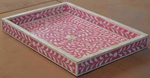 Bandeja de Hueso Incrustado Hecha a Mano con Diseño Floral para Exhibir Perfumes, Joyas, Velas o Accesorios - Product Image 4