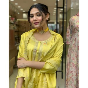 Hermoso Salwar Kameez de Algodón para Fiestas, Talla XL, Top y Pantalón con Dupatta, Elegante Ropa de Fiesta - Product Image 2