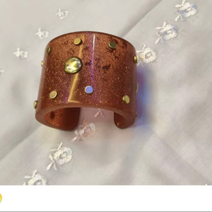 Pulsera de Resina Impermeable Ecológica Ligera Ajustable de Color Personalizado al por Mayor para Mujer con Diseño de Caparazón de Tortuga - Product Image 4