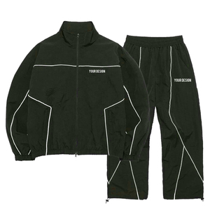 Ensemble de survêtement deux pièces pour homme, style streetwear hiver, imprimé uni, à capuche, réfléchissant, respirant, avec logo personnalisé, 100% nylon - Product Image 1