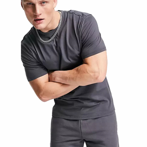 Conjunto Deportivo de Algodón Gris para Hombre, Manga Corta, Cuello Redondo, Color Sólido, Pantalones Cortos Casuales de Verano, Corte Regular, Ligero y Transpirable - Product Image 5