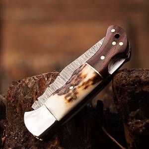 Navaja Plegable de Acero de Damasco de Grado Industrial Hecha a Mano con Mango de Madera de Palisandro y Cuerno, Hoja Recta, Regalo para Él - Product Image 3