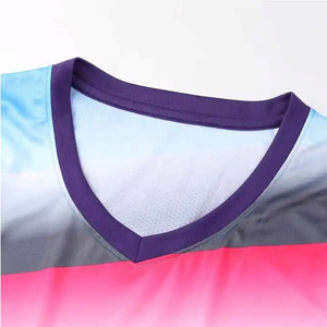 Uniforme de basket-ball de haute qualité à prix abordable, respirant, 100% polyester, design personnalisé, vêtements d'entraînement pour les jeunes, uniformes de basket-ball - Product Image 4