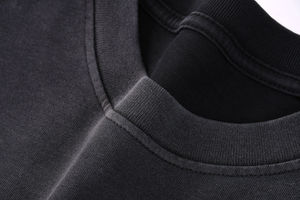 T-shirt pour homme en coton 100% de haute qualité, coupe ample, vintage, effet délavé à l'acide. - Product Image 2