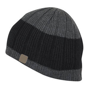 Vente en gros Apparelzest AZ-B-0023 Bonnet unisexe personnalisé en tricot d'hiver, imprimé numérique jacquard, 100% acrylique, réglable - Product Image 1