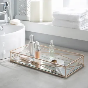 Bandeja Decorativa Premium para Mesa de Centro, para Interiores de Hogar de Lujo Contemporáneo, Bandeja Rectangular de Vidrio con Marco Metálico Geométrico, para Cosméticos - Product Image 4