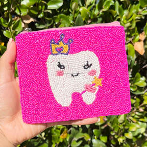 Monedero de cuentas hecho a mano con diseño de hada de los dientes, regalo para mujer, bolsa con cremallera, bordado de corona y varita, bolso pequeño tipo clutch, personalizado, de gran capacidad - Product Image 4