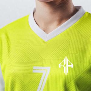 Camiseta de Fútbol 100% de Alta Calidad para Mujer con Logotipo Blanco, Manga Corta, Corte Regular, Impresión Sublimada 100% por RIVIAN ATLANTIC - Product Image 5