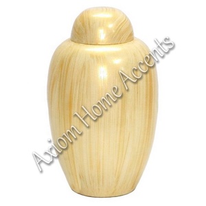 Elegante urna de cremación de aluminio hecha a mano con patrones detallados Urna de tributo conmemorativo por Axiom Home Accents - Product Image 2