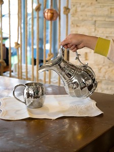Carafe à eau en cuivre personnalisée avec logo, finition laquée, vente en gros - Product Image 2