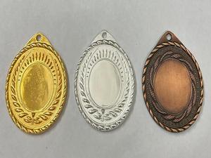 Medalla en Blanco de Bronce Plateado en Oro al por Mayor con Logotipo Personalizado para Premios de Campeonatos de Maratón, Fútbol y Críquet - Product Image 1