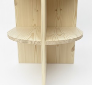 Table d'appoint et de chevet moderne pour chambre et salon avec étagère, fabriquée au Vietnam en bois d'hévéa écologique et placage MDF, garantie 1 an - Product Image 5