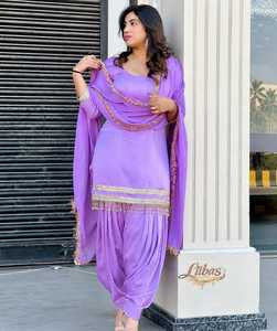Magnifiques robes Anarkali Punjabi avec travail de sequins, taille et couleur personnalisées, vêtements traditionnels pour femmes, ensembles de vêtements indiens et pakistanais - Product Image 6