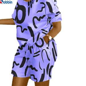 Conjuntos de 2 piezas personalizados de moda de verano para mujer: camiseta y pantalones cortos estampados, chándal informal holgado. - Product Image 6