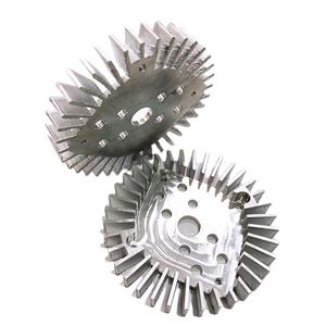Disipador de Calor de Aluminio LED Personalizado, Radiador Extruido Anodizado con Tubo de Cobre, Solución de Enfriamiento Térmico OEM ODM - Product Image 4
