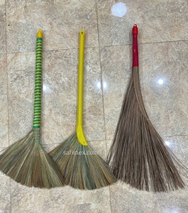 Balai en herbe de tigre, balai en herbe douce asiatique, manche long, balai d'exportation directe d'usine, balai et pelle à poussière d'usine - Product Image 1
