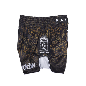 Shorts de Muay Thai pour hommes Fairtex, noir et or, imprimé floral, séchage rapide, polyester, vêtements d'entraînement pour arts martiaux mixtes, coupe régulière, short thaïlandais - Product Image 3