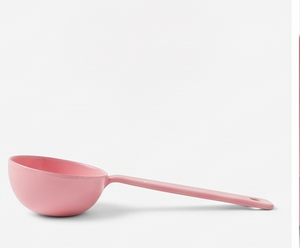 Ensemble de 4 cuillères doseuses en plastique rose avec longues poignées, parfaites pour une utilisation en cuisine, à la maison et à l'hôtel - Product Image 3