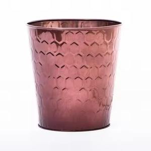 Cubo de Basura Metálico Artístico Moderno con Bordes Elegantes para Interiores de Sala de Estar, Dormitorio y Cocina - Product Image 4