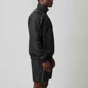 Ensemble court en nylon noir pour homme OEM, vêtements de jogging personnalisés avec logo, ensemble coupe-vent unisexe deux pièces zippé avec short et passepoil - Product Image 6