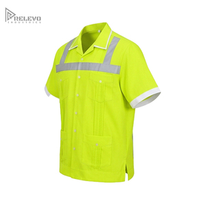 Vêtements de travail industriels personnalisés, chemise de sécurité cubaine à manches courtes, légère, en polycoton, 4 poches à rabat, bande réfléchissante argentée, pour les ouvriers du bâtiment - Product Image 2