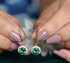 Pendientes de Aro de Plata 925 con Esmeralda y Halo de Moissanita, Chapados en Oro Rosa, Certificados por IGI, Joyería Fina para Mujer - Product Image 1