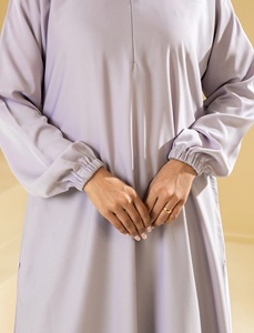 Ensemble Abaya Quotidien pour Femmes Musulmanes, Couleur Lavande, Style Saoudien Uni, Manches Longues Élastiques, Longueur au Sol, Coupe Droite, Modeste, Couverture Complète - Product Image 5
